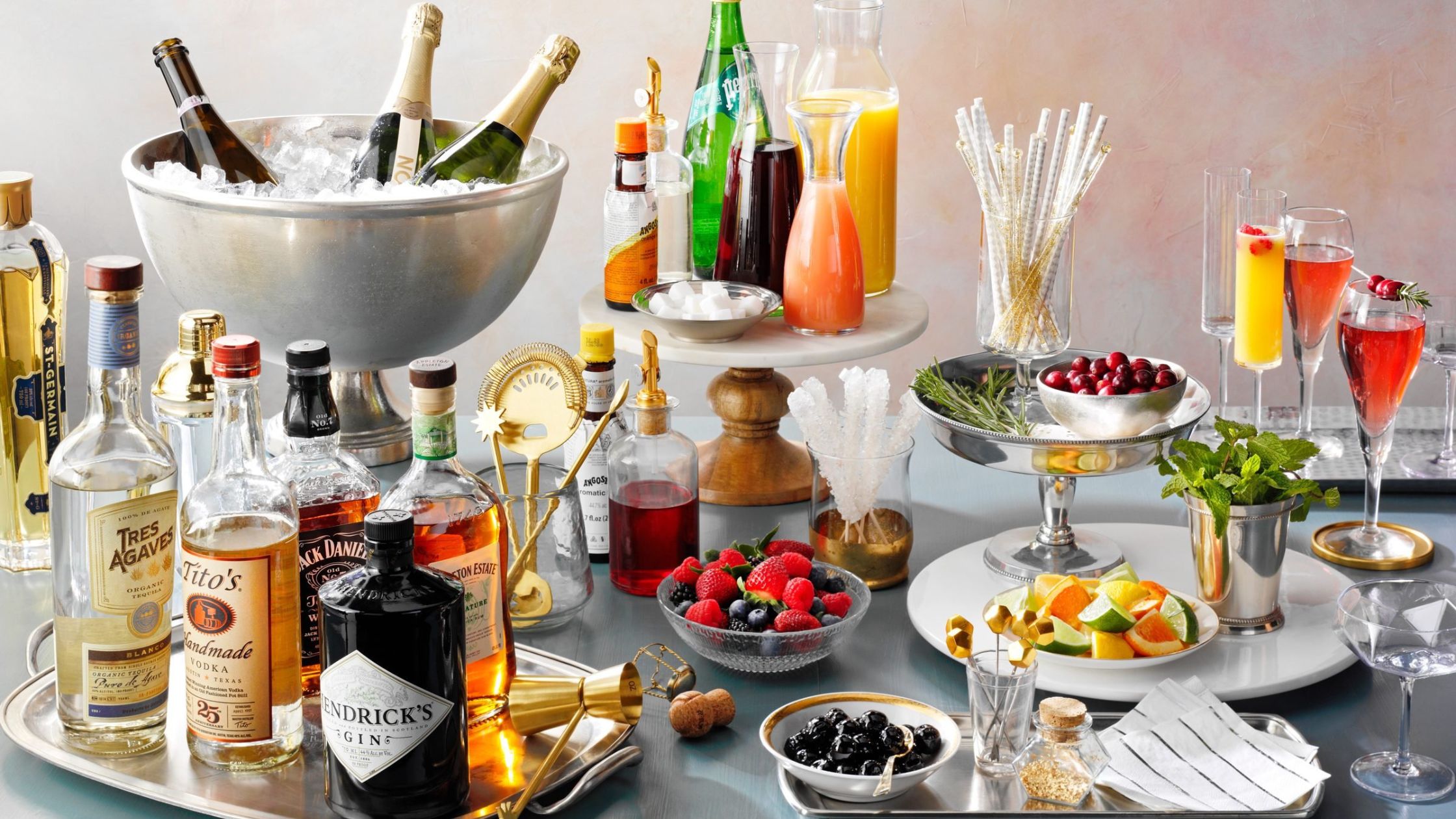 How to Host a DIY Cocktail Night at Home